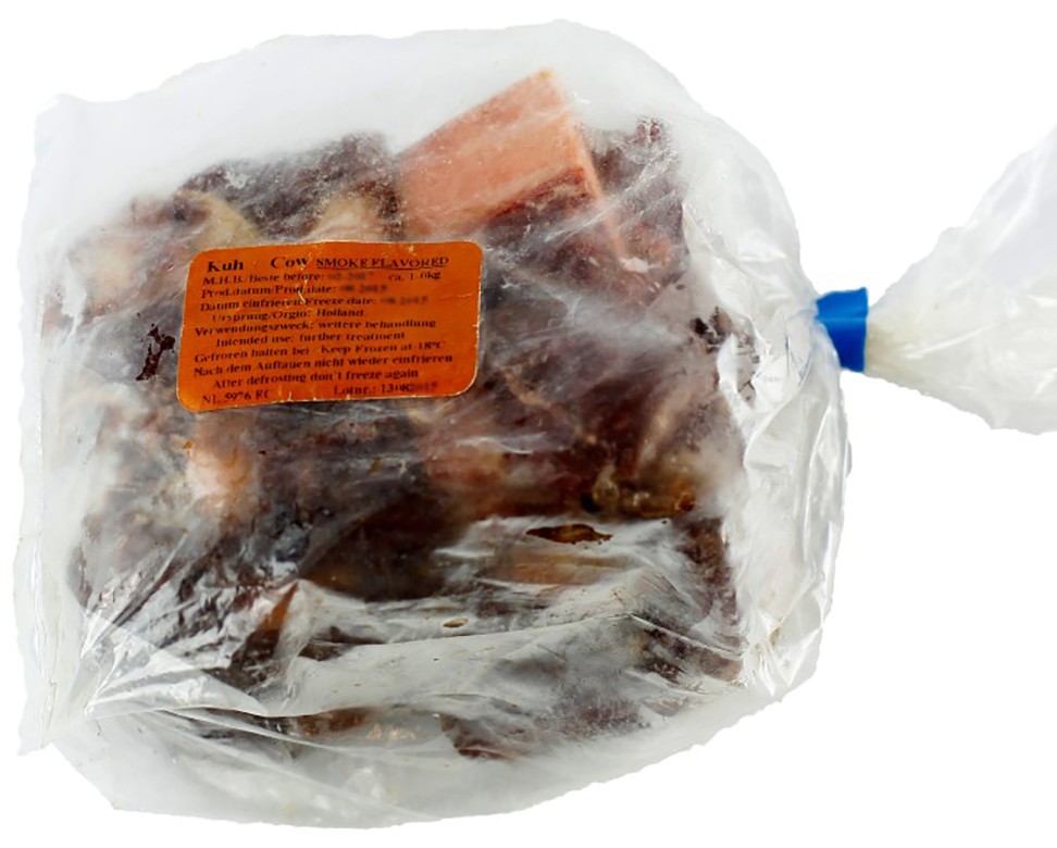 Cow Meat* Halal Pieces Smoked 12 x 1 kg.